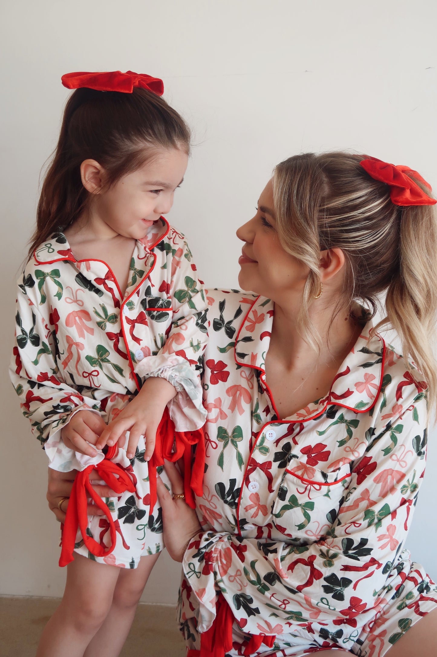 Children's Holiday Bow Lounge Set